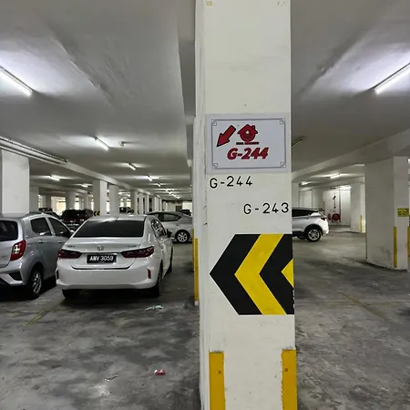 Palazio 情趣民宿 Mount Austin Johor Bahru Exterior photo